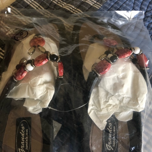 COPY - NWT GrandCo Red Granite stone beaded thong sandals - Picture 2 of 9